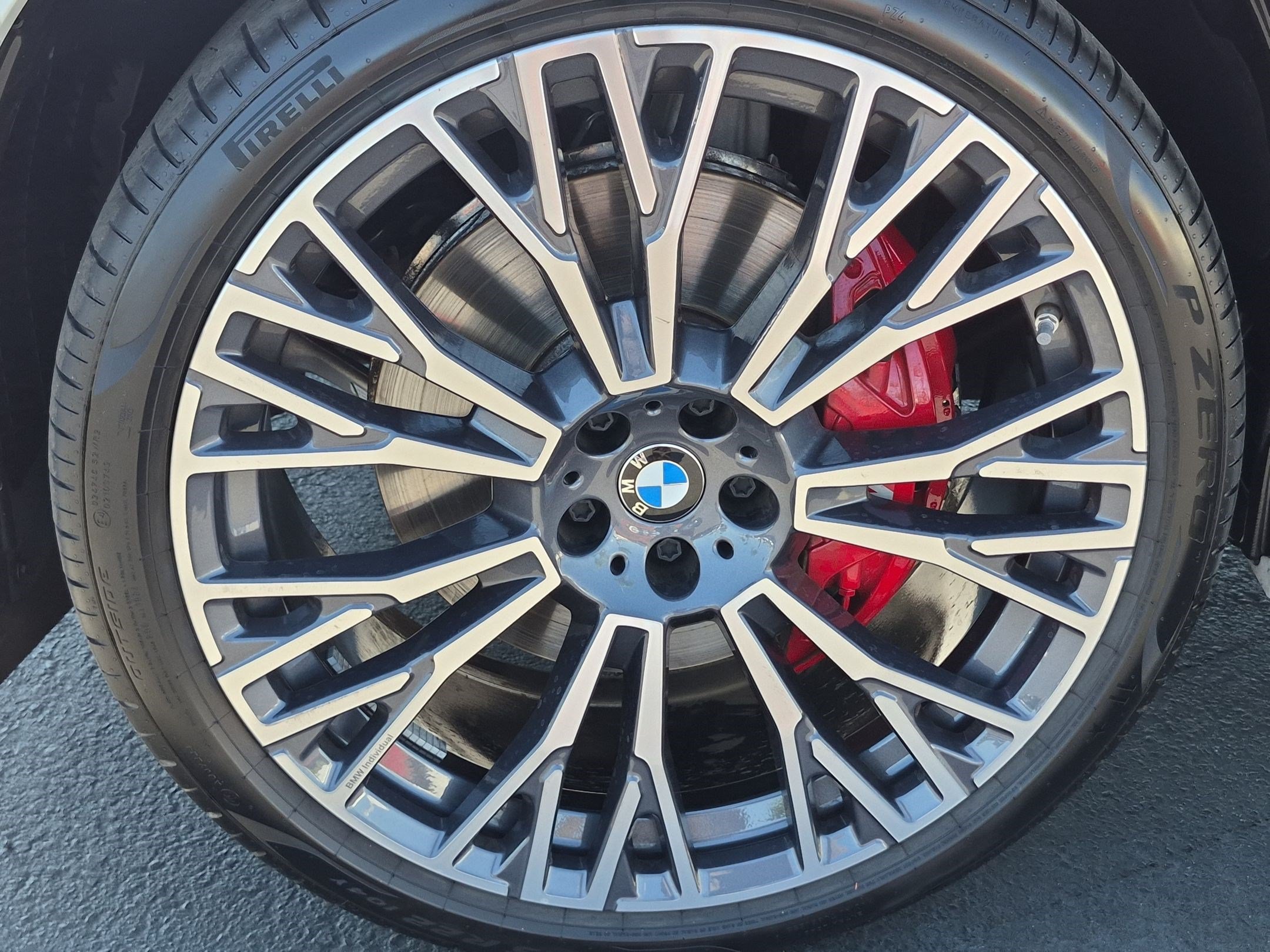 Used 2026 BMW X5 xDrive40i w/ M Sport Package AWD/4WD image 13