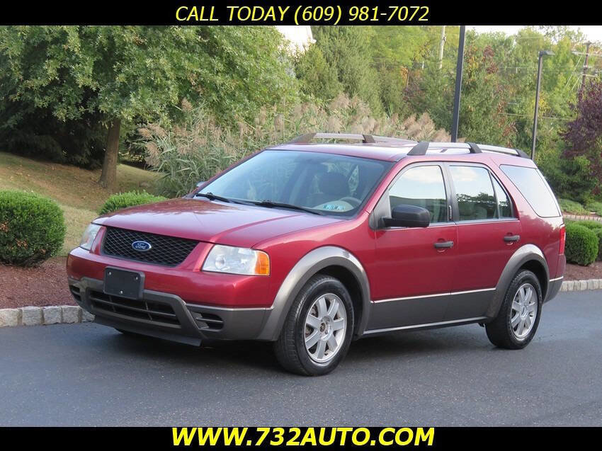 Used 2005 Ford Freestyle SE image 1