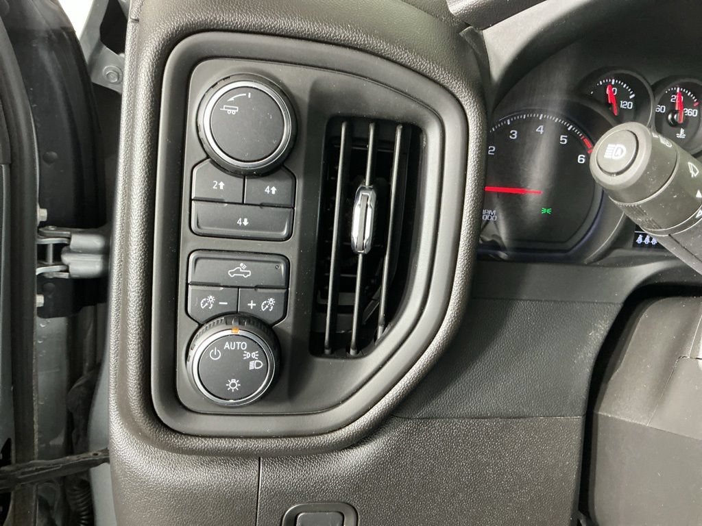 Used 2024 Chevrolet Silverado 2500 Custom w/ Custom Convenience Package AWD/4WD image 18