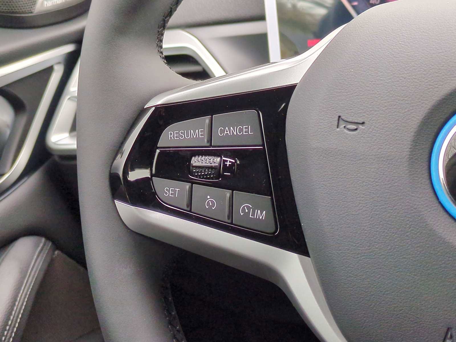 Used 2025 BMW i4 xDrive40i w/ Premium Package image 26