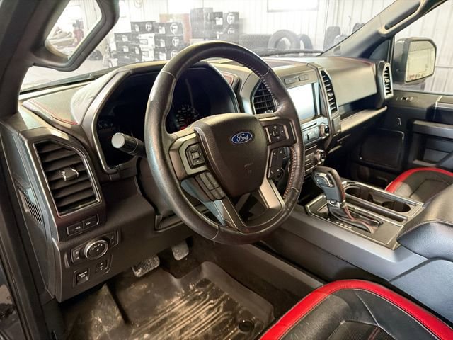 Used 2018 Ford F150 Lariat w/ Equipment Group 502A Luxury AWD/4WD image 8