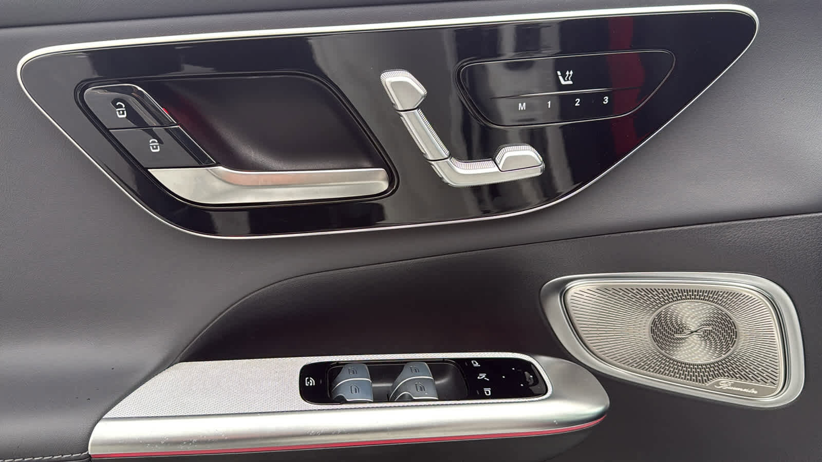 New 2025 Mercedes-Benz GLC 63 AMG S image 17