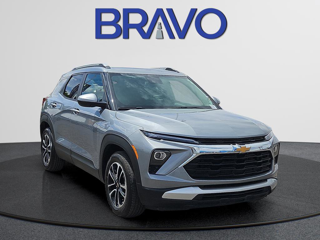 Used 2024 Chevrolet TrailBlazer LT image 1