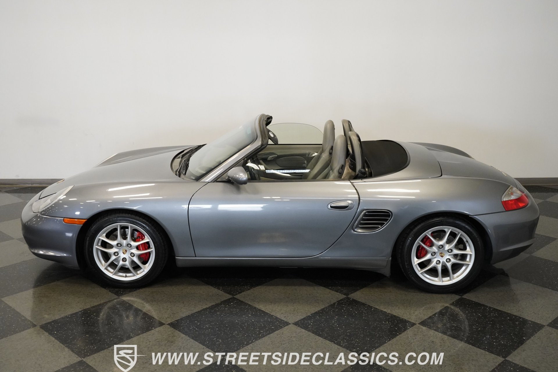 Used 2004 Porsche Boxster S image 11