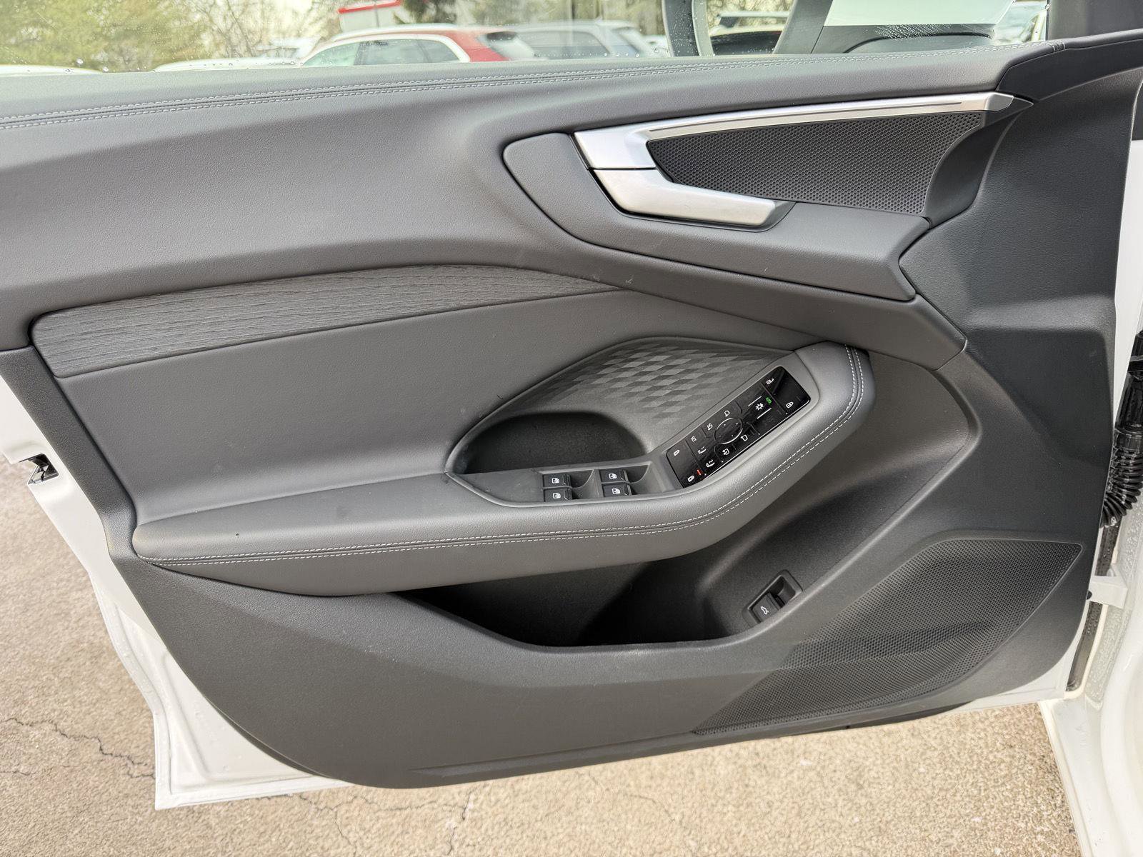 Used 2025 Audi A5 2.0T Premium w/ Convenience Package image 12