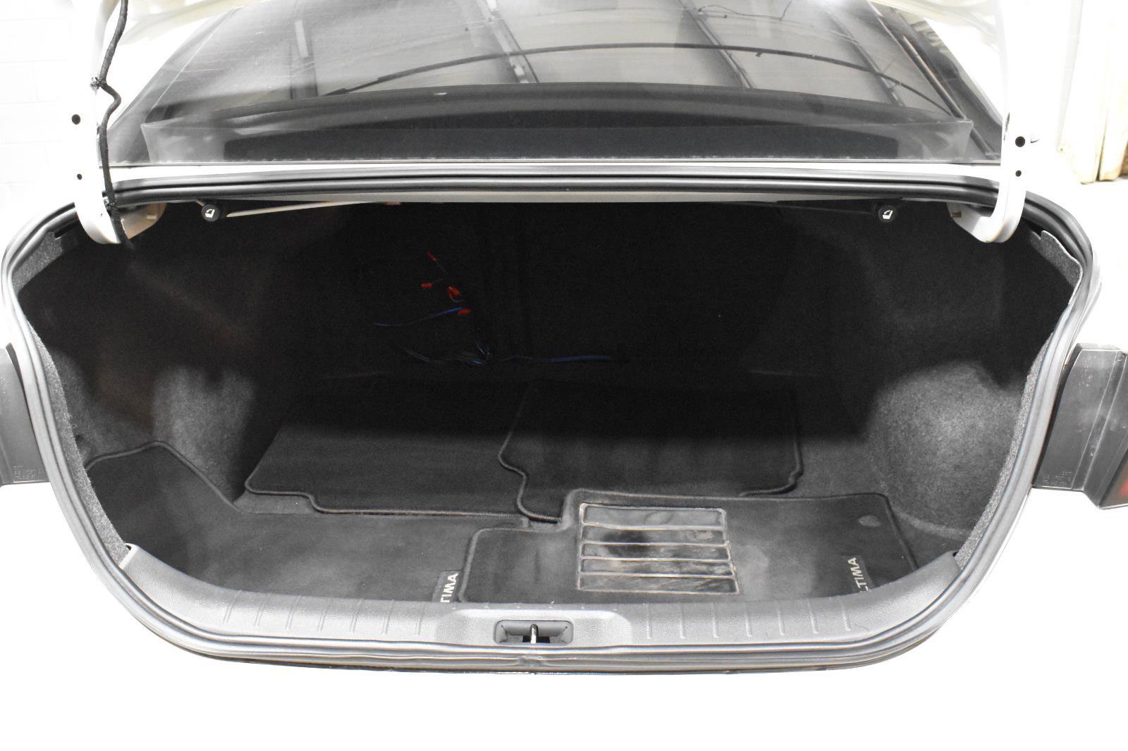 Used 2020 Nissan Altima 2.5 SV image 24