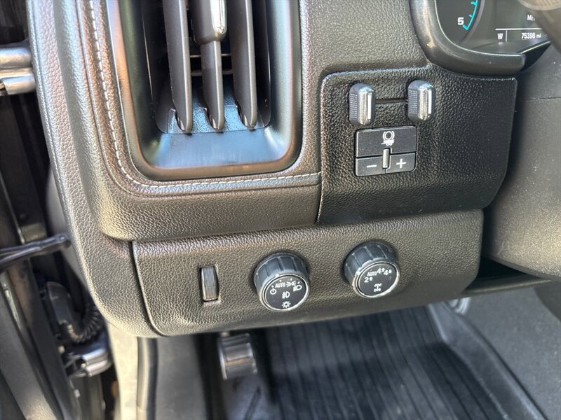 Used 2021 GMC Canyon Elevation w/ Driver Alert Package AWD/4WD image 17