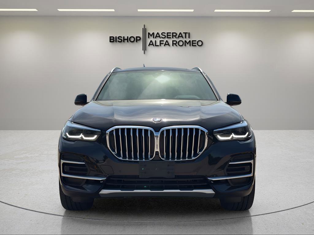 Used 2023 BMW X5 xDrive40i w/ Premium Package image 2