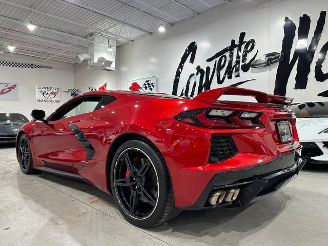 Used 2022 Chevrolet Corvette Stingray Preferred Cpe w/ Z51 Performance Package RWD image 4