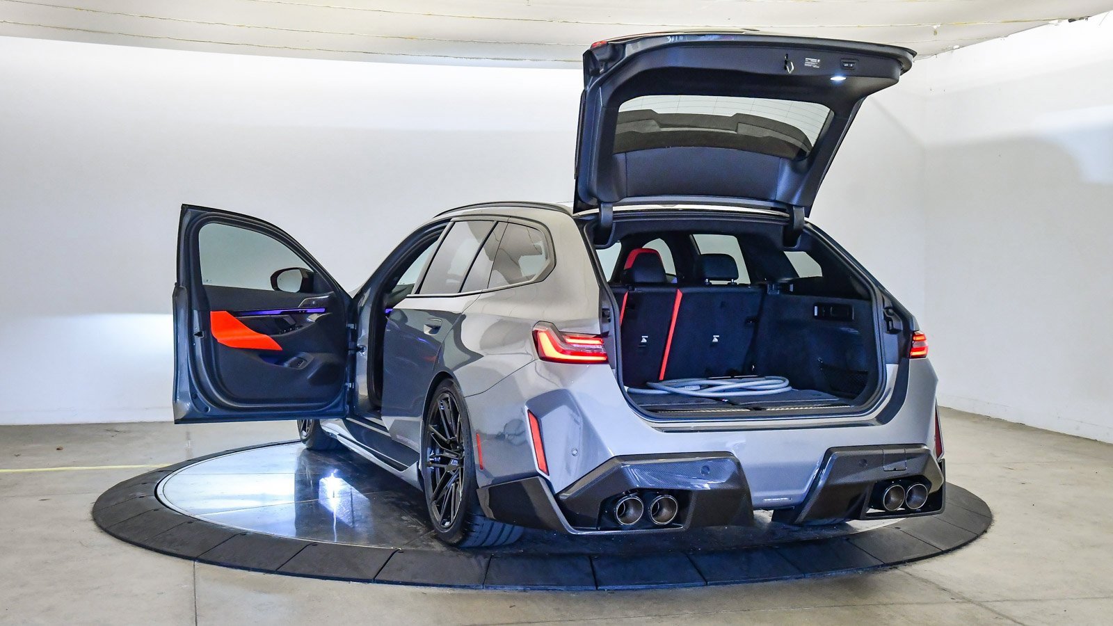 Used 2025 BMW M5 Touring w/ M Driver's Package image 63