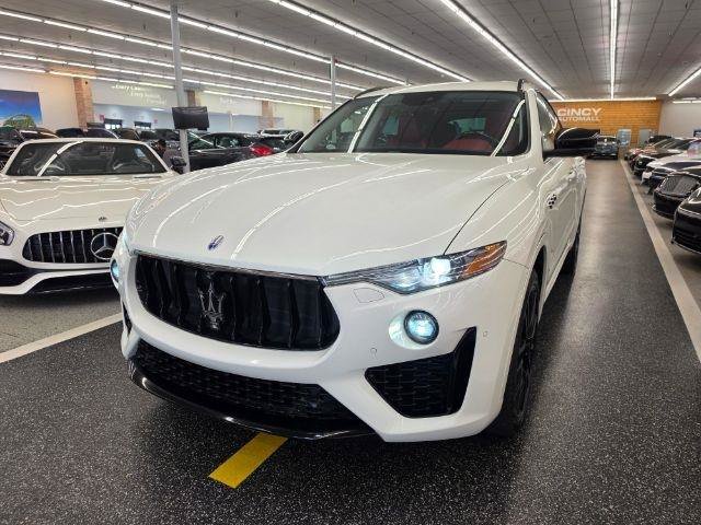 Used 2019 Maserati Levante S GranSport AWD/4WD image 2
