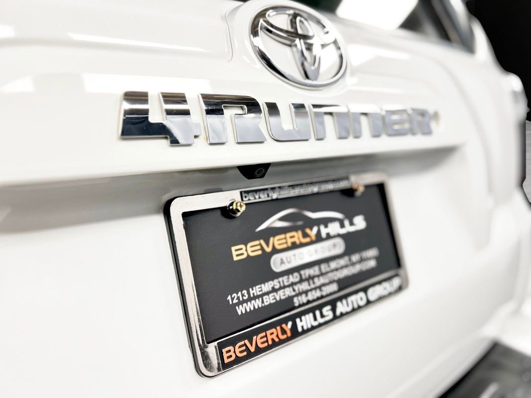 Used 2017 Toyota 4Runner SR5 image 37