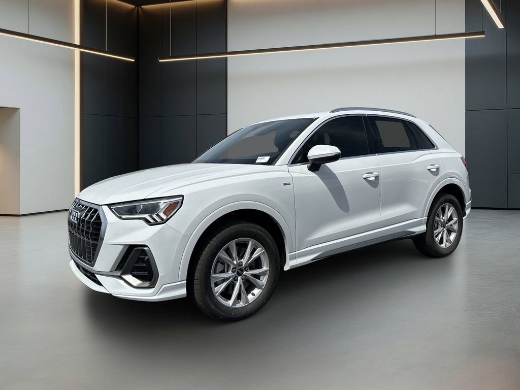 Used 2024 Audi Q3 2.0T Premium image 1