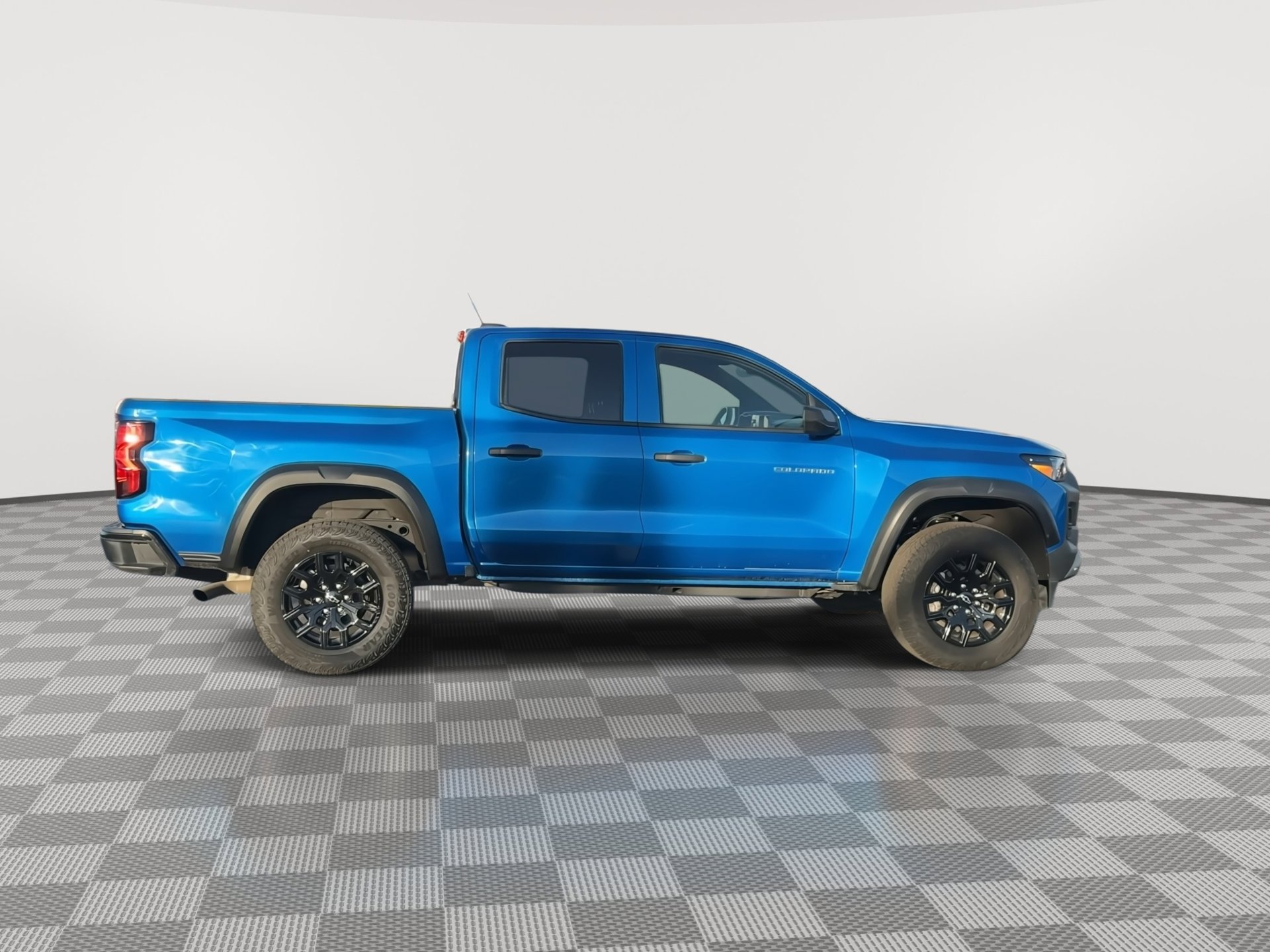 Certified 2024 Chevrolet Colorado Trail Boss w/ Advanced Trailering Package image 9