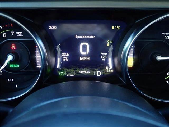 Used 2023 Jeep Wrangler Unlimited w/ Cold Weather Group AWD/4WD image 25