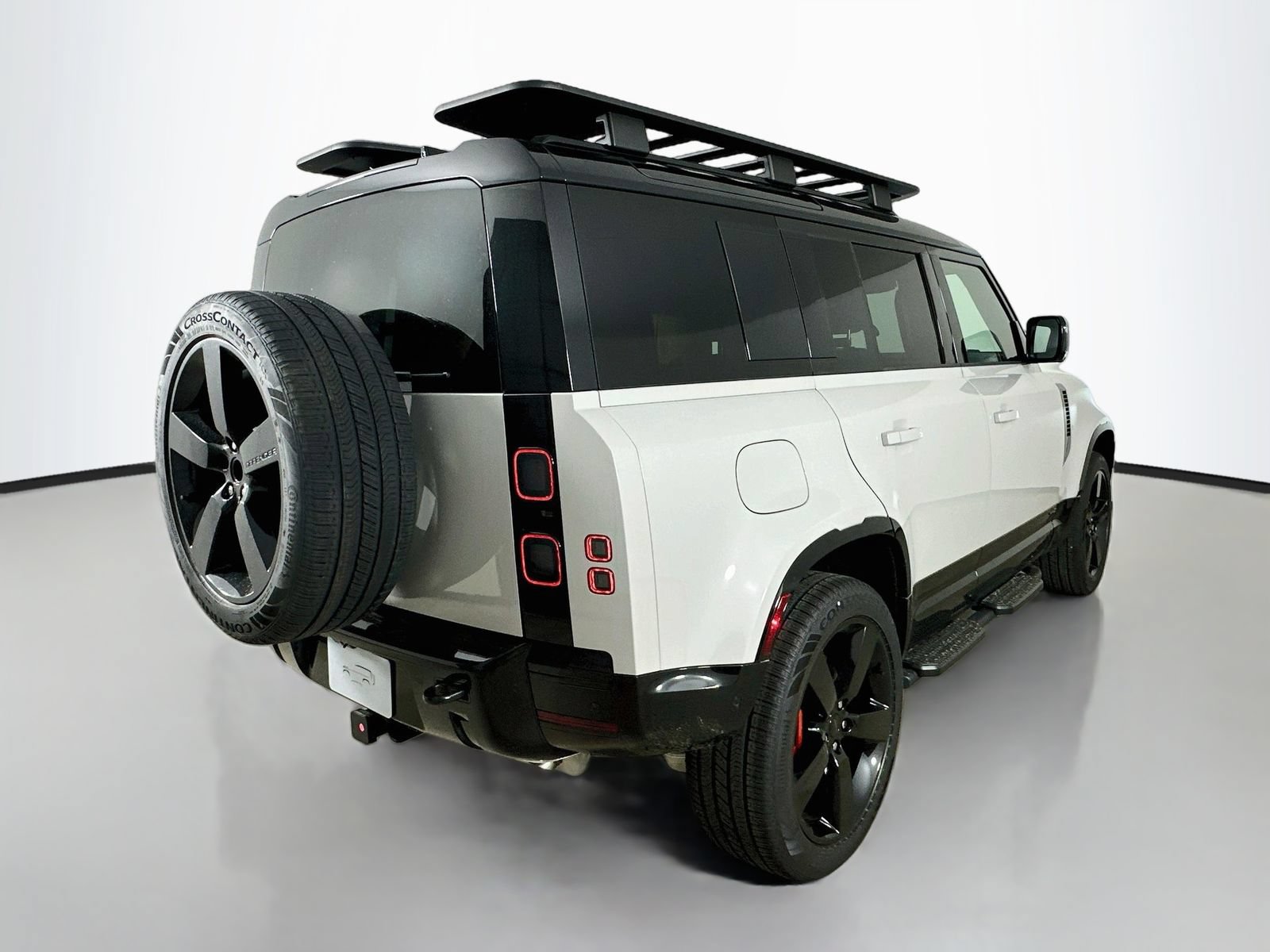New 2026 Land Rover Defender 110 X AWD/4WD image 5