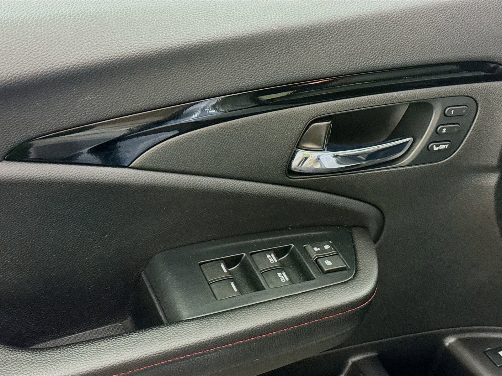 Used 2023 Honda Ridgeline Black Edition image 14