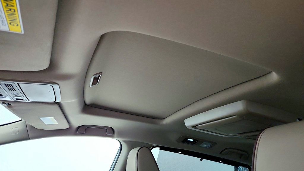 Used 2023 Honda Odyssey Elite image 10