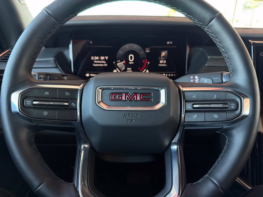 Used 2026 GMC Acadia Elevation FWD image 24