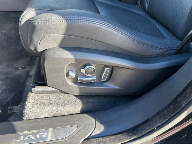 Used 2023 Jaguar F-PACE S image 16