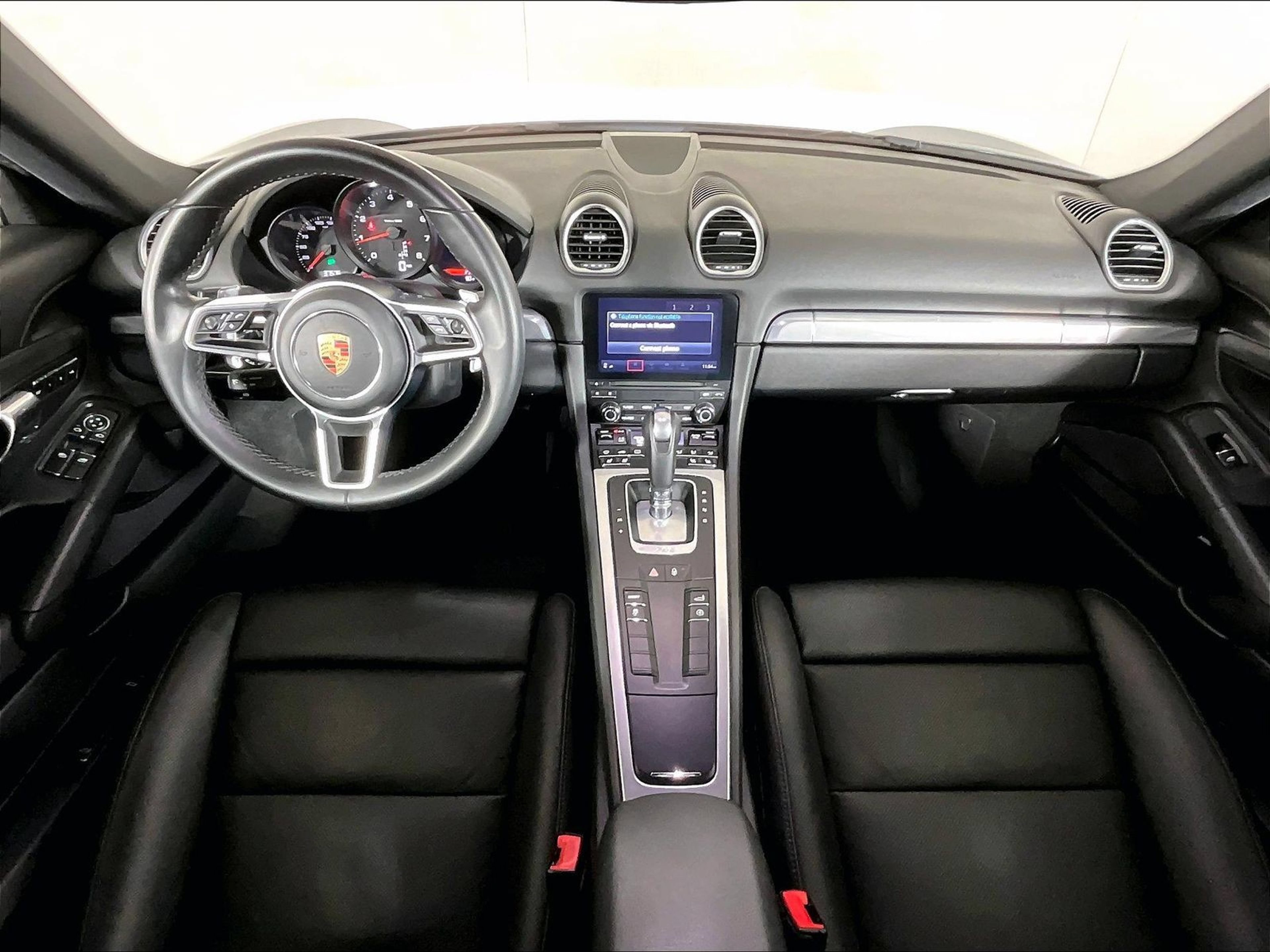 Certified 2018 Porsche 718 Cayman RWD image 12