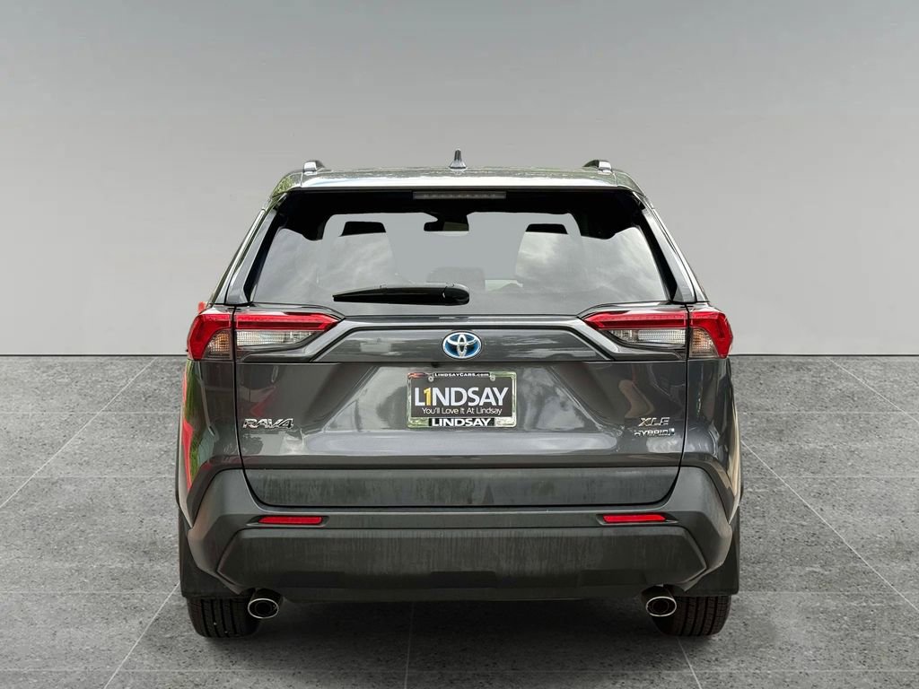 Used 2020 Toyota RAV4 XLE w/ Convenience Package AWD/4WD image 11