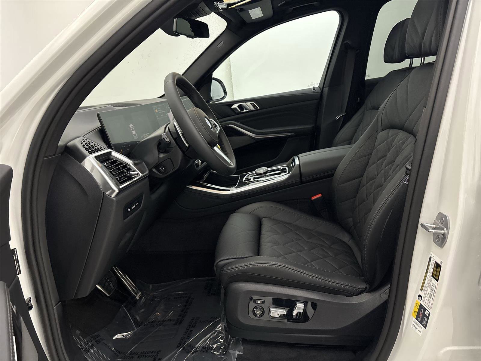 New 2026 BMW X5 xDrive50e w/ M Sport Package image 25