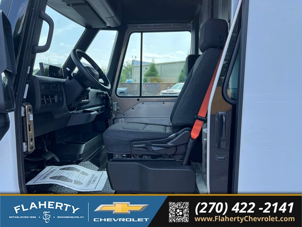 Used 2024 Chevrolet Brightdrop 600 w/ Commercial Equipment Package AWD/4WD image 8