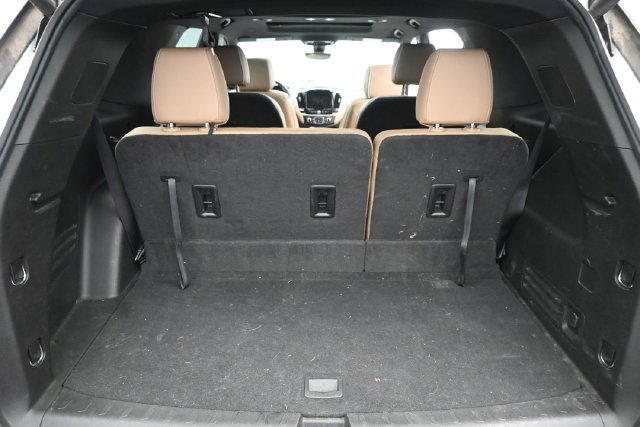 Used 2023 Chevrolet Traverse Premier AWD/4WD image 6