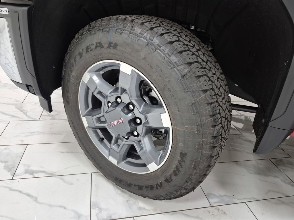 New 2026 GMC Sierra 2500 SLT image 34