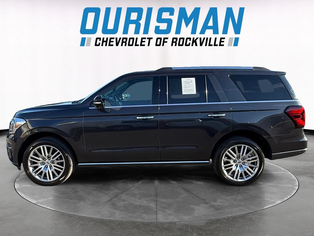 Used 2022 Ford Expedition Limited AWD/4WD image 3