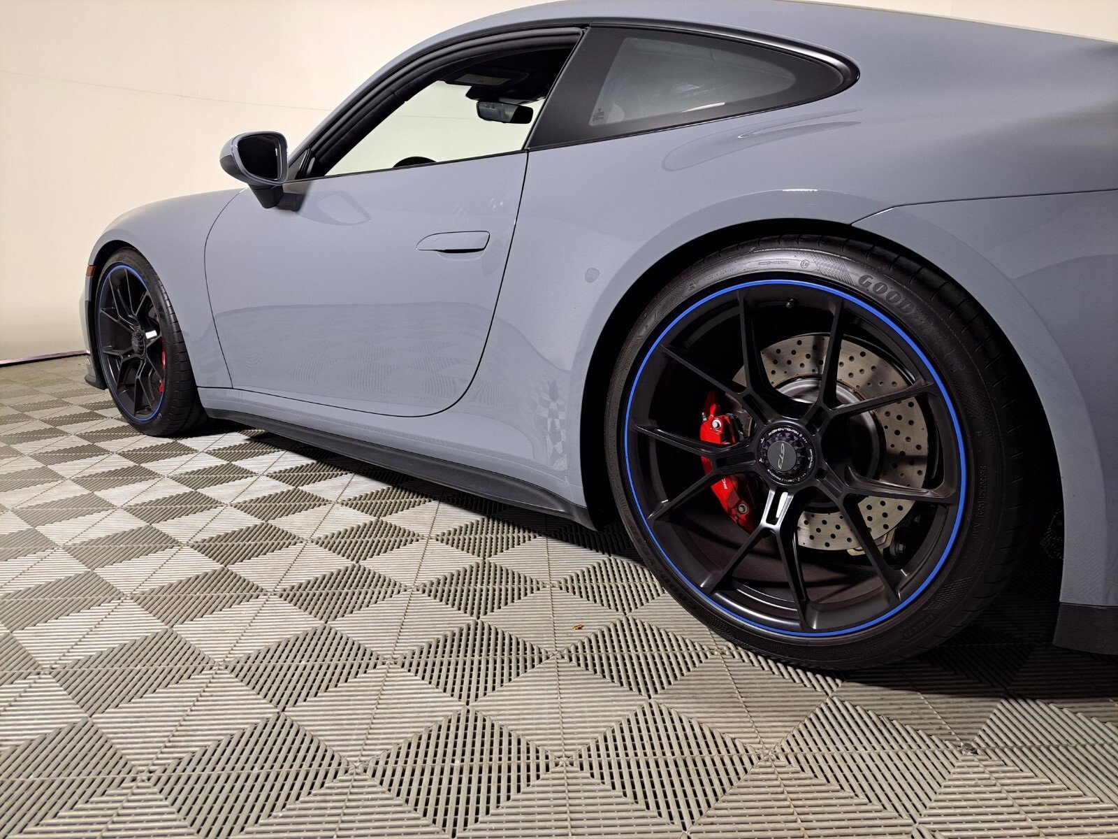 Used 2023 Porsche 911 GT3 image 7