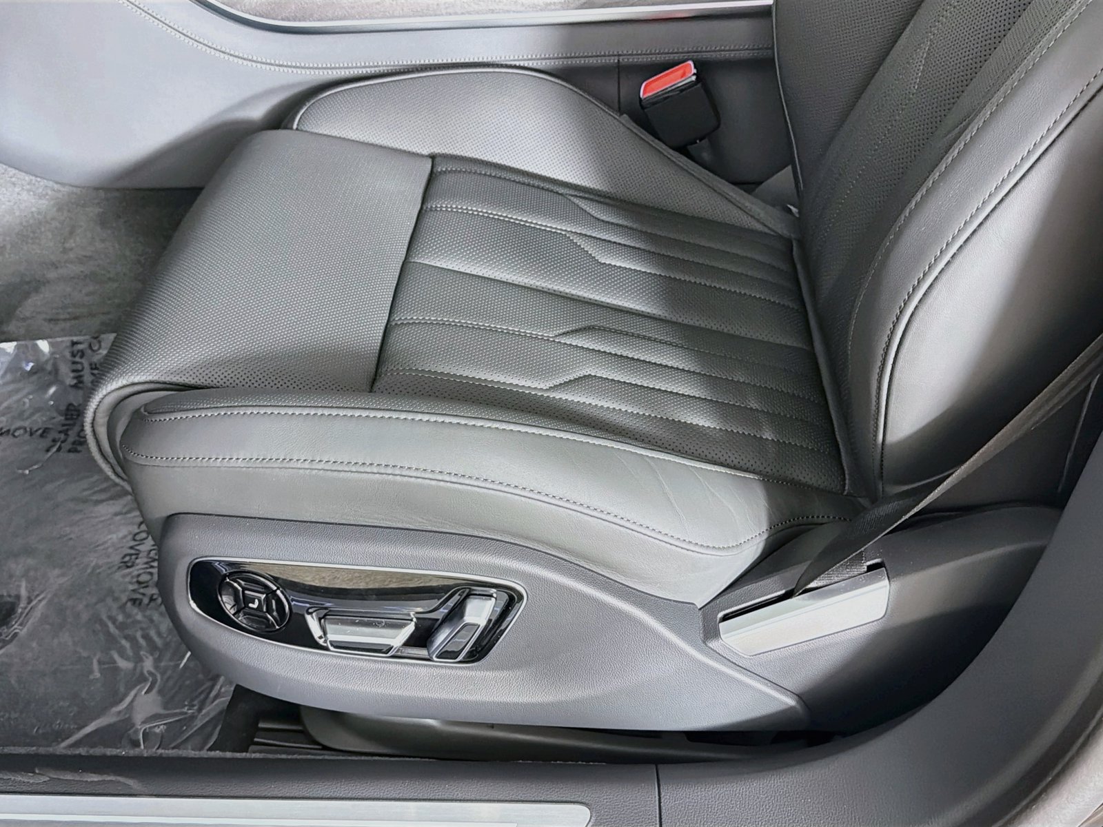 New 2026 Audi A8 L 3.0T AWD/4WD image 19