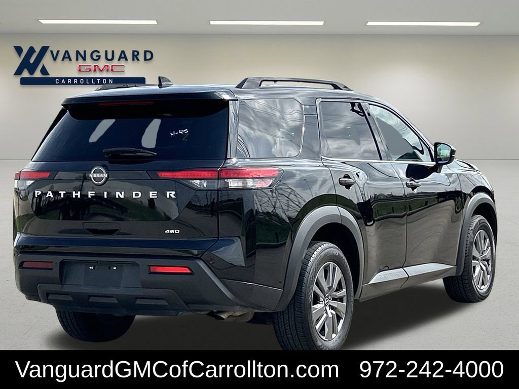 Used 2025 Nissan Pathfinder SV image 9