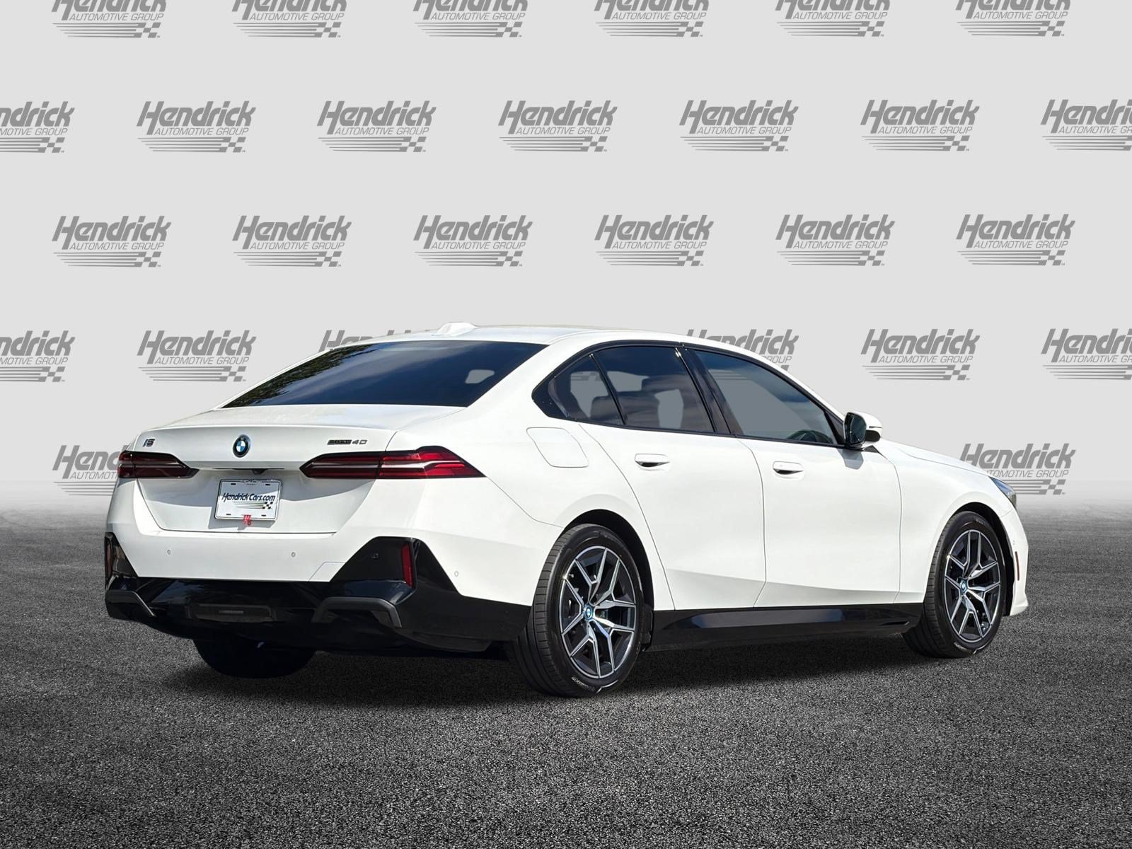 Certified 2024 BMW i5 eDrive40i w/ M Sport Package RWD image 5