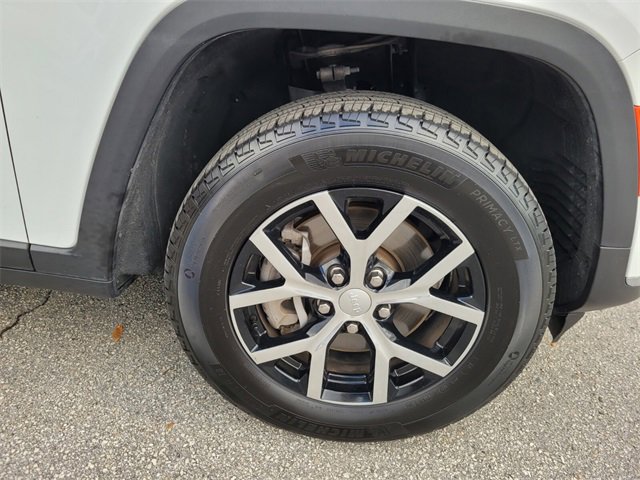 Used 2024 Jeep Grand Cherokee L Limited w/ Luxury Tech Group II image 27