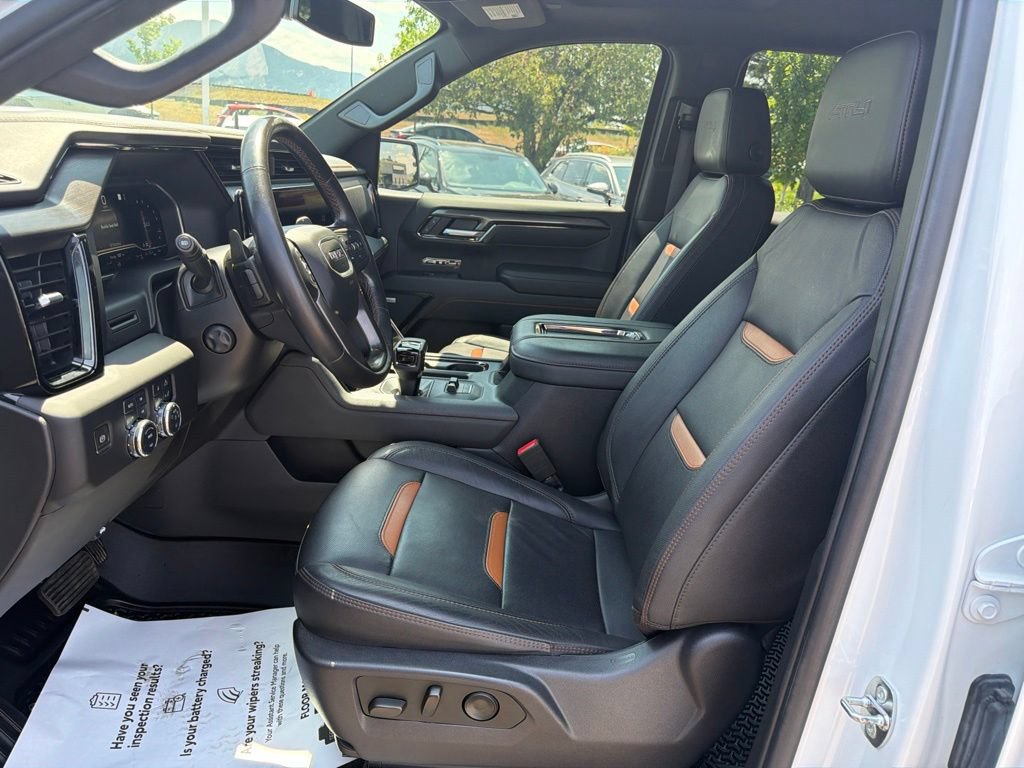 Used 2022 GMC Sierra 1500 AT4 w/ AT4 Preferred Package AWD/4WD image 23
