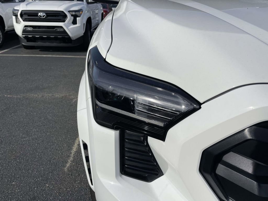 New 2026 Toyota Tacoma SR5 image 17