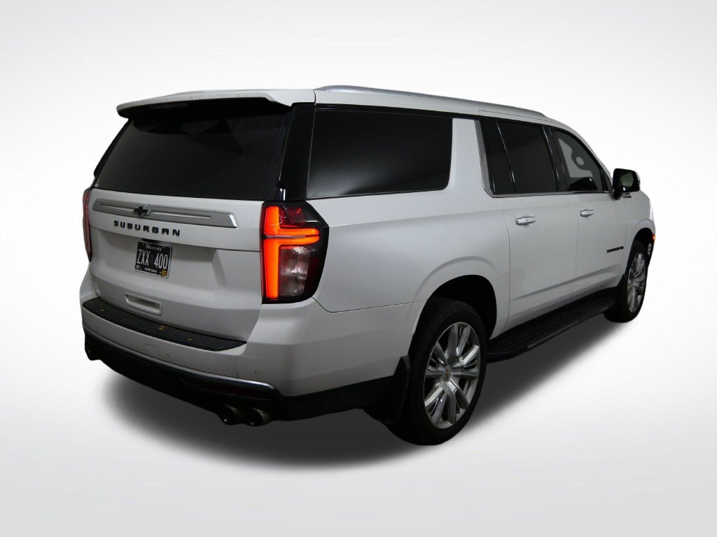 Used 2021 Chevrolet Suburban High Country AWD/4WD image 3