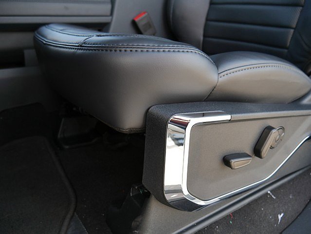 New 2025 Ford F350 Platinum image 12