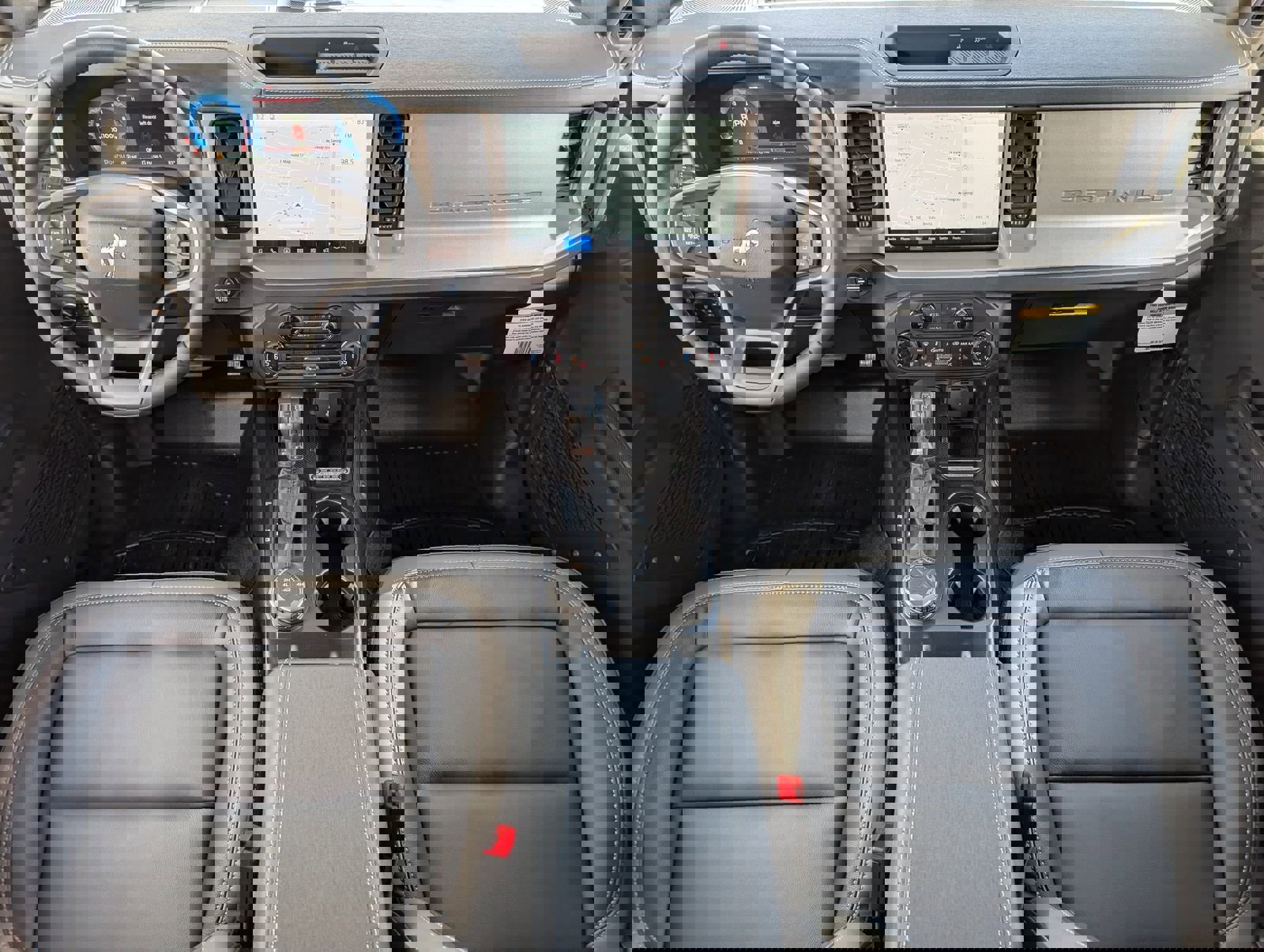 New 2026 Ford Bronco Outer Banks image 5