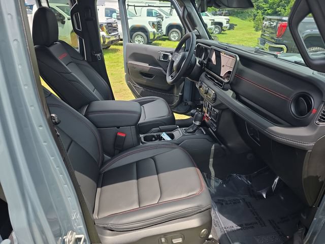 Used 2026 Jeep Wrangler Unlimited Rubicon AWD/4WD image 11
