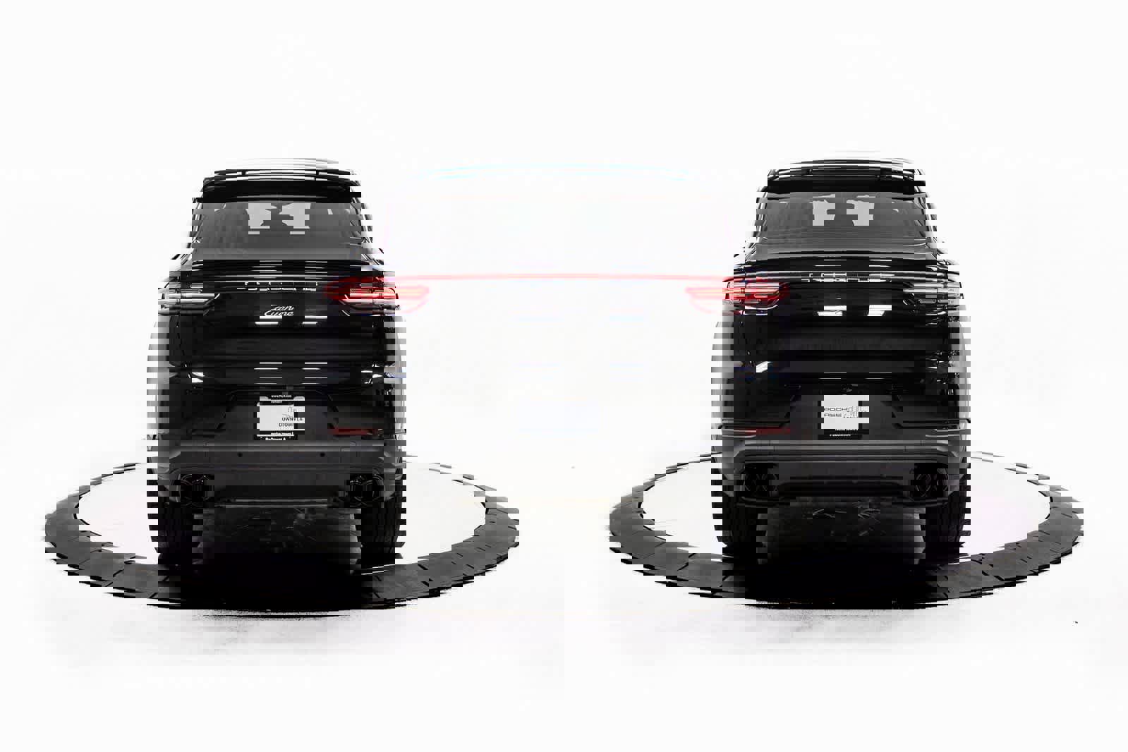 Certified 2022 Porsche Cayenne Platinum Edition image 6