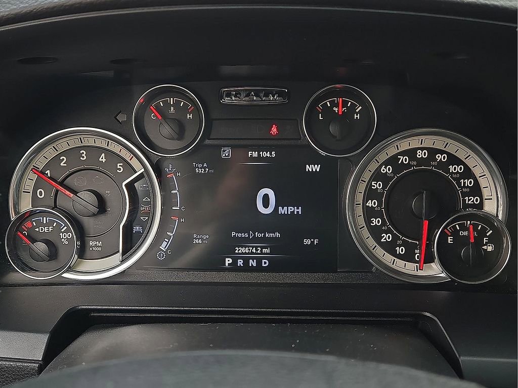 Used 2015 RAM 1500 Laramie w/ Convenience Group image 18