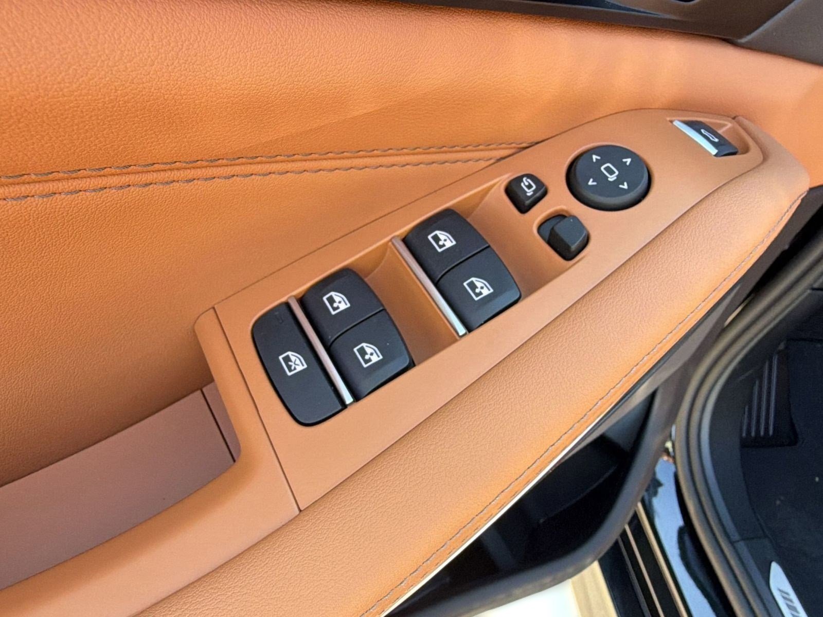 New 2026 BMW X5 sDrive40i w/ M Sport Package image 19