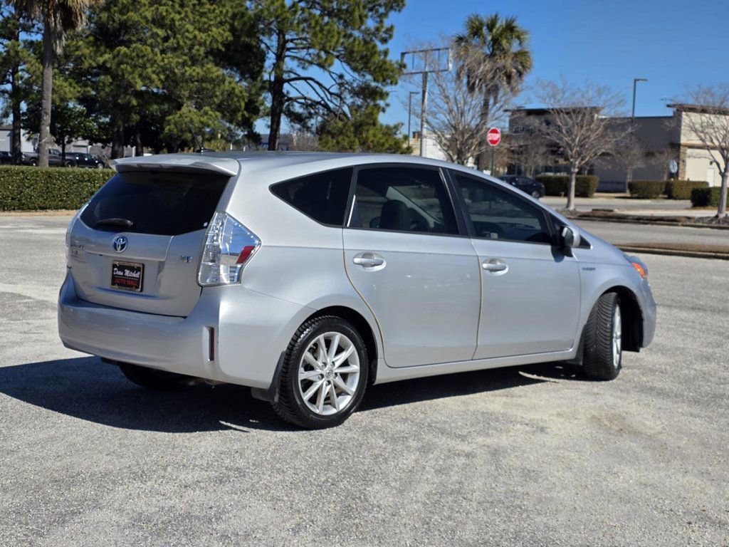 Used 2013 Toyota Prius V Five FWD image 6