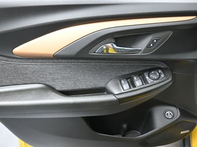 Used 2023 Chevrolet TrailBlazer ACTIV w/ Sun and Liftgate Package image 13