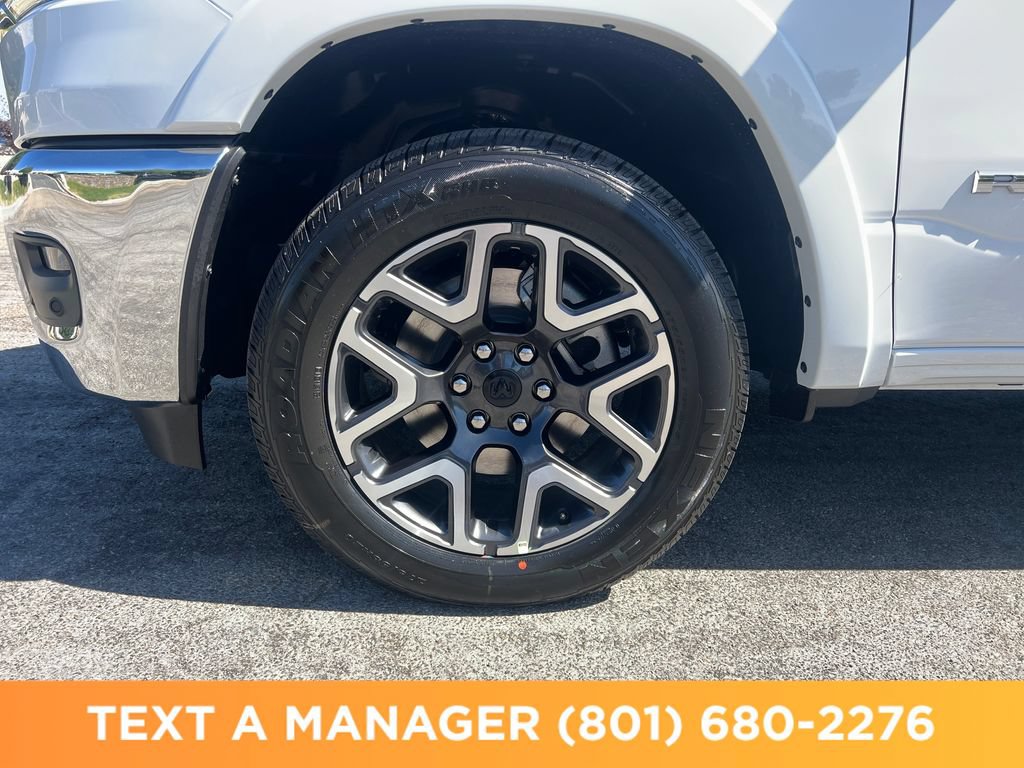 New 2026 RAM 1500 Laramie AWD/4WD image 25