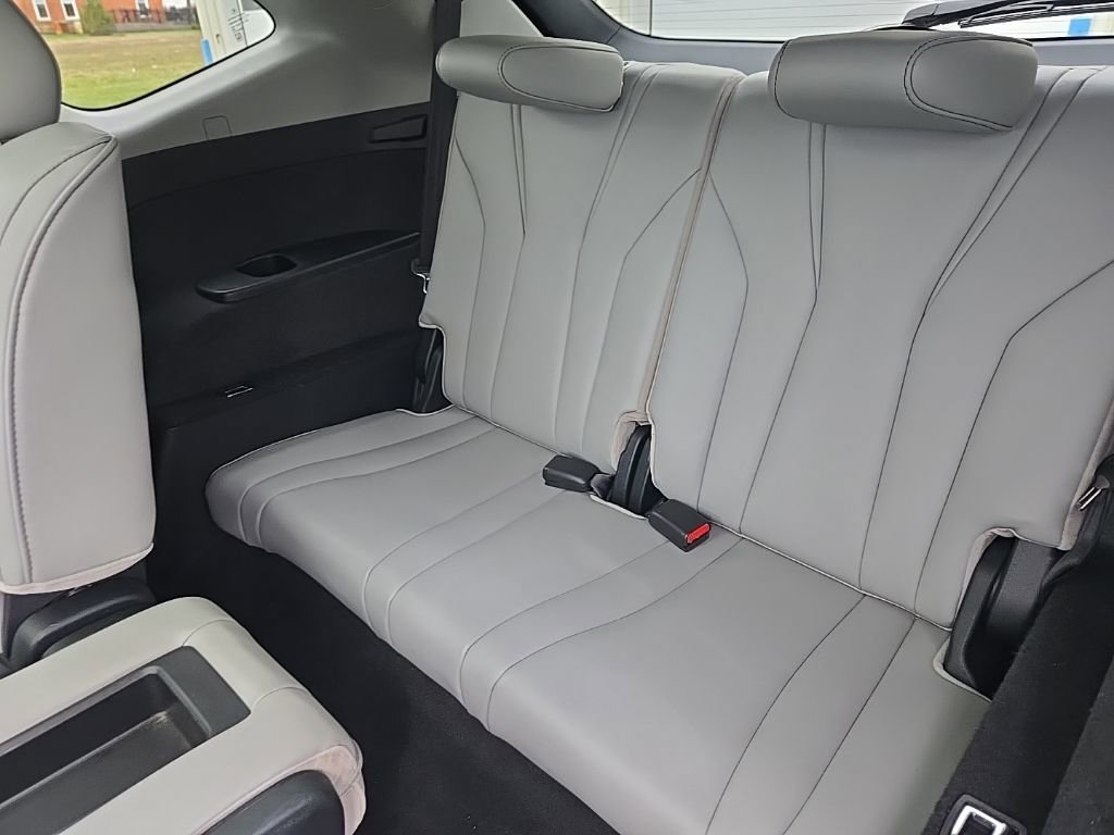 Certified 2024 Acura MDX SH-AWD w/ Technology Package image 29