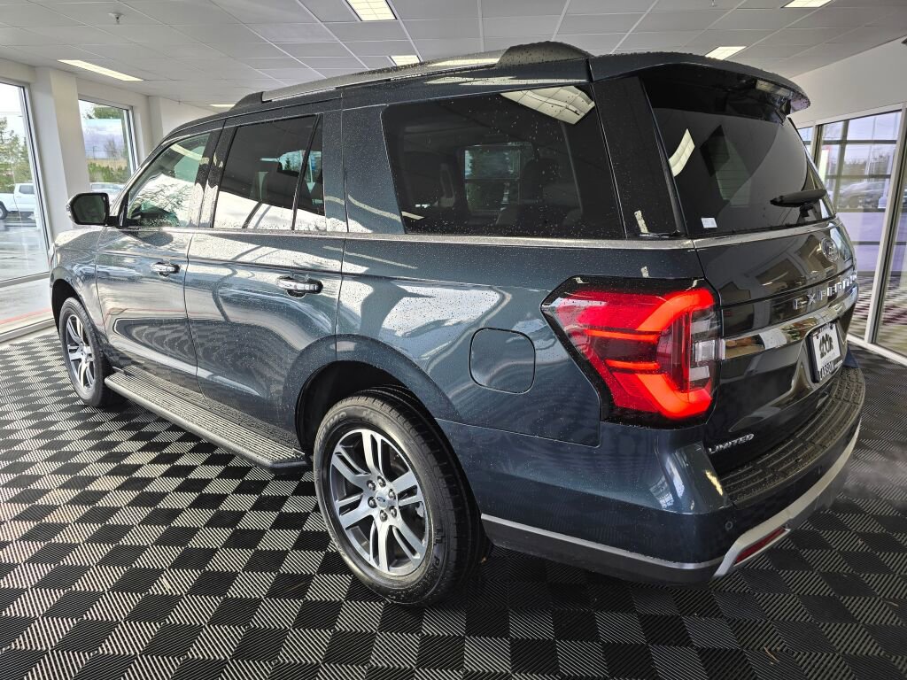 Used 2024 Ford Expedition Limited image 6
